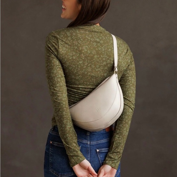 Portland Leather Goods Koala Sling Bag - Picture 2 of 8